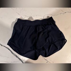 Lululemon hotty hot shorts 4”